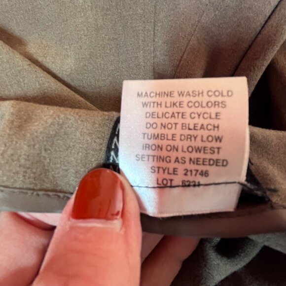 NYCC taupe skirt size 6 - Picture 5 of 5